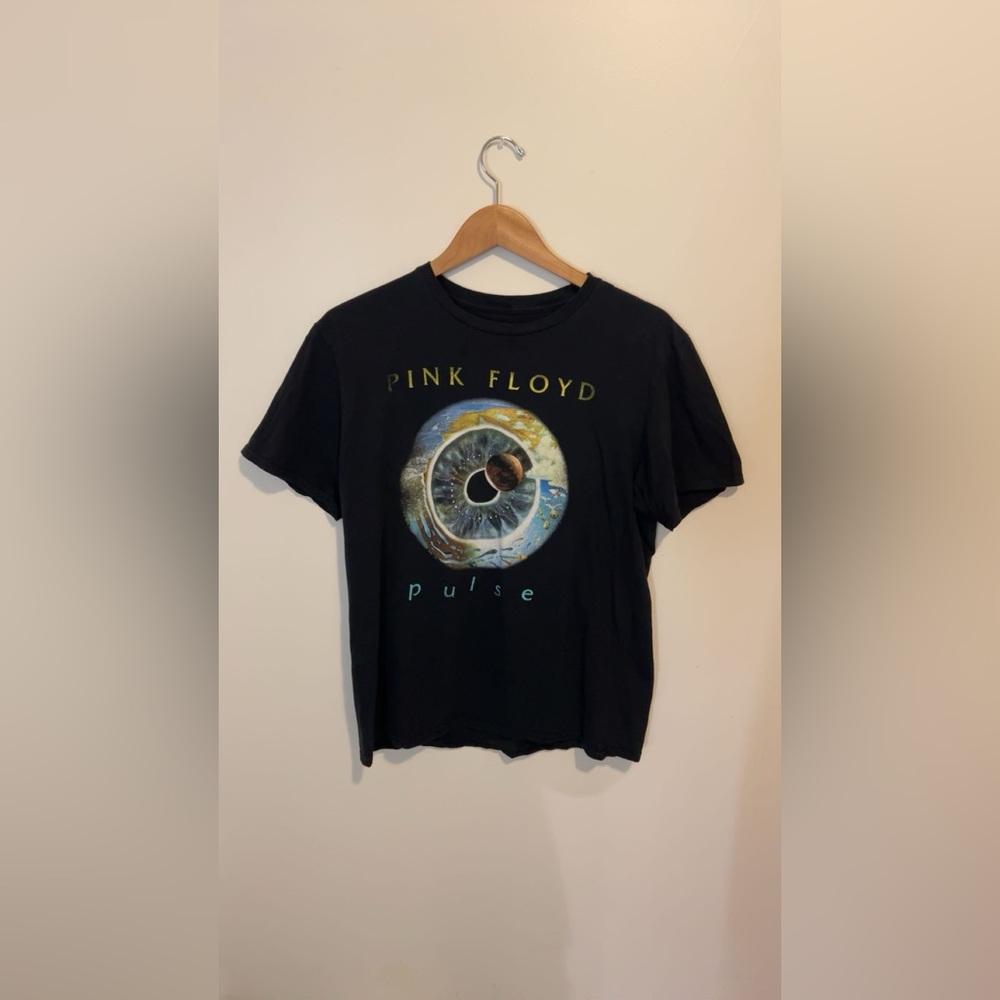 Pink Floyd Graphic T-Shirt